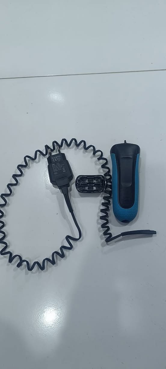 مرحبا ماكينه براون اصليه مال باله جديد حط سعر وكول لك بالعافيه


**إذا كنت صاحب هذا الإعلان وتريد حذفه لأي سبب، رجاءا أرسل رسالة إلى الدعم الفني**