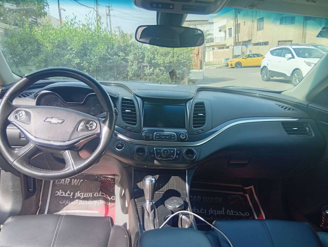 السلام وعليكم/امبالا 2020 LT شاشه قاصه داخل جديد جدا والسياره احله من الصور عليهه ادامه كامله من الدعاميه لدعاميه تخم تاير جديد حادثهه دعاميه اماميه وبيهه 3 قطع بخ من امريكا بشرط بخ امريكا  سياره مناقصهه اي شي خير من الله 
السعر 140$ وبيهه مجال شي بسيط جدا 
***********
