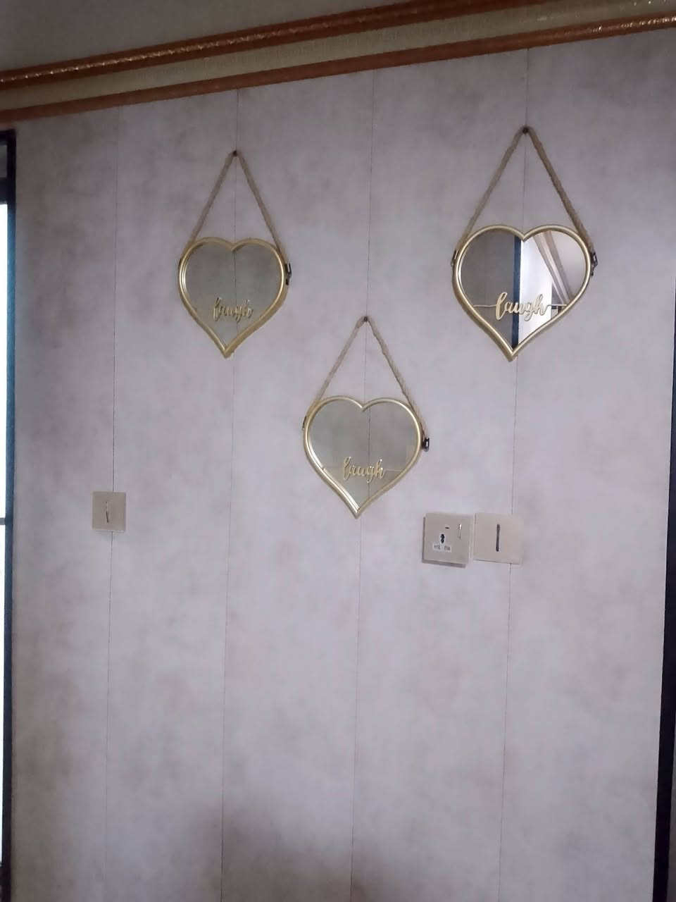 سلام عليكم توجد شقه طابق ثالث للبيع الموقع مجمع القادسيه مقابل روضه البنفسج الشقه مناقصها شي شبابيك المنيوم و بيبان المنيوم والجذران بديل خشب وبديل الرخام وسقوف كلها جديده التفاصيل اتصلو على الواتساب *********** هذه نموذج من الشقه
