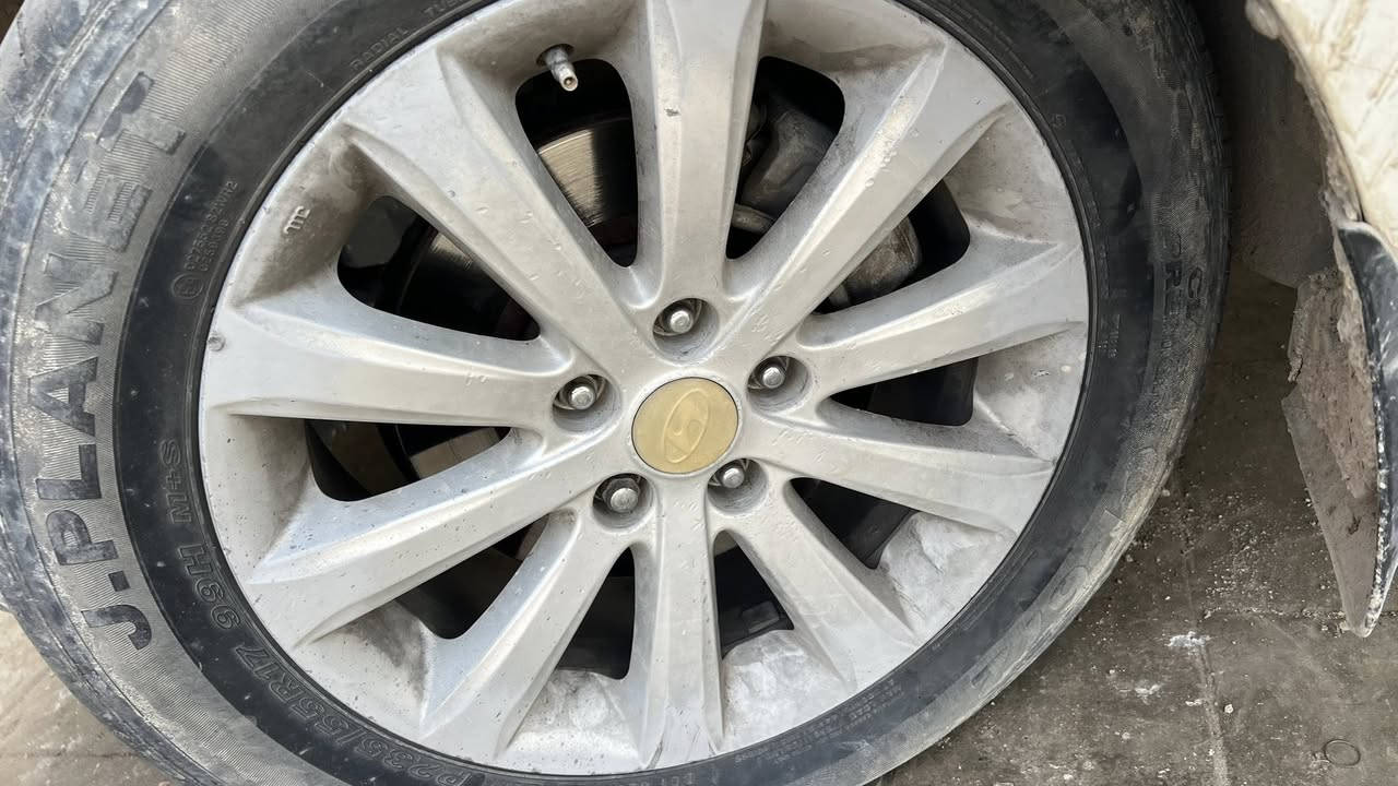 ٥ ويل كاب ١٧.   اريد مراوس ب١٦ عالي  البيهة تايرات ؟ ١٧/٥٥/٢٣٥  مكاني بغداد الشعب ولفديو موضح بي كلشي ؟


**إذا كنت صاحب هذا الإعلان وتريد حذفه لأي سبب، رجاءا أرسل رسالة إلى الدعم الفني**