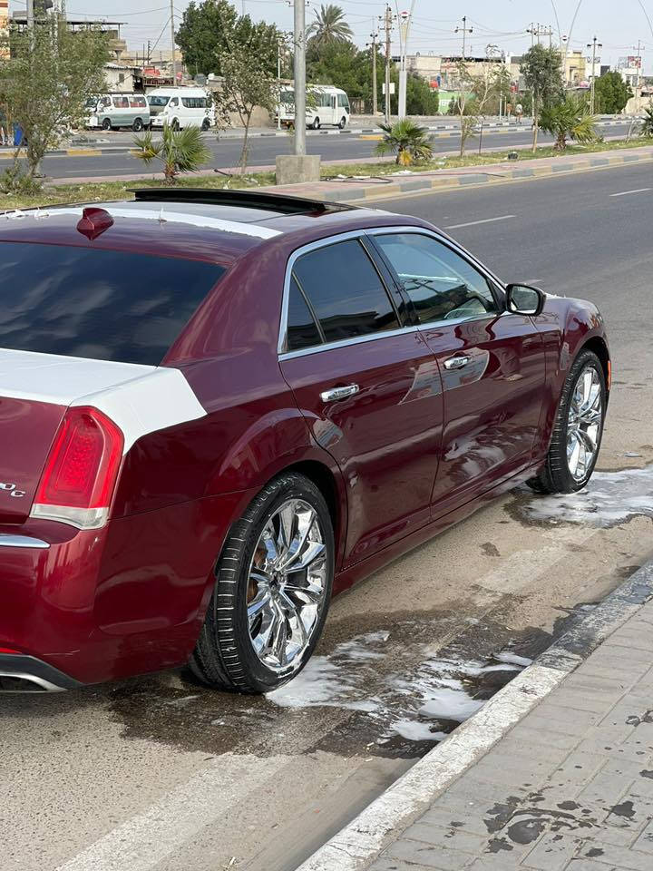 سلام عليكم اوباما حاويه موديل2017كفاله من الكص  حادثهه جاملغ وبنيد فووول موصفات مكانهه بلبصره هاتف***********وتساب فقط
