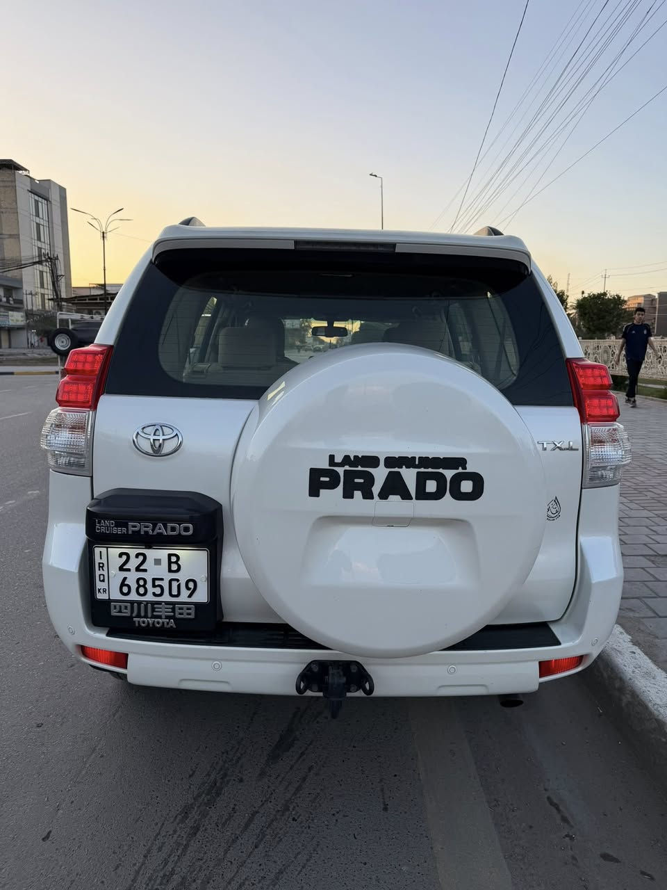 سلام عليكم
تويوتا برادو (4سلندر)  TXL مديل 2012 

ماشيه 196 الف حقيقي 

رقم اربيل 

شرط التحويل السياره باسمي سنويه جديده
تبريد ثلج 
سياره جاهزه ما بيها اي نقص 
سبعة راكب 
سبير تعليك 
شاشه +كامره + ثلاجة 
مري شفط + اشاره + بصمة ابواب 
تحكم ستيرن جهتين 
بصمات عدد 2
كير محرك عل فحص بدون فتح بلاد
محرك 2700

دوشمه جديده 7 راكب + ارضيه جديده
تخم تاير جديد دنلوب 

باقي التفاصيل وتساب او اتصال   

 ***********

مكان السياره بغداد حي اور السعر 265$

سياره كفاله عامه  وصور السونار موجودة
