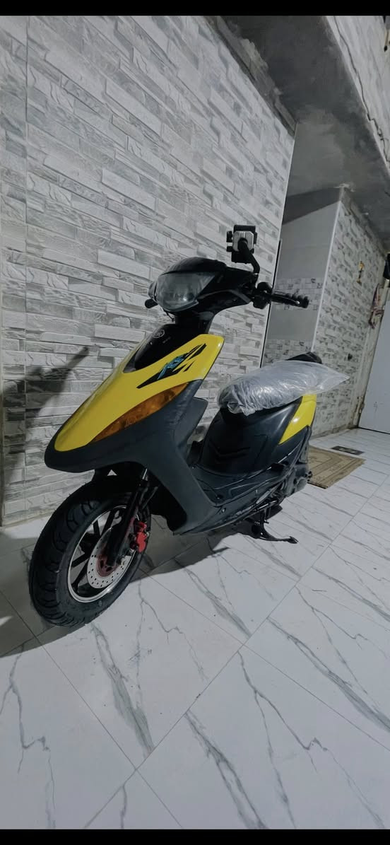 السلام عليكم دراجه ماكس عدله كلها شغاله دراجه ما نقصها برغي مكينتها لا تنقيص ولا تبخير مستعجل على بيعتها كلش سعر 500 وبيها مجال للشراي مكان ناصريه مركز***********
