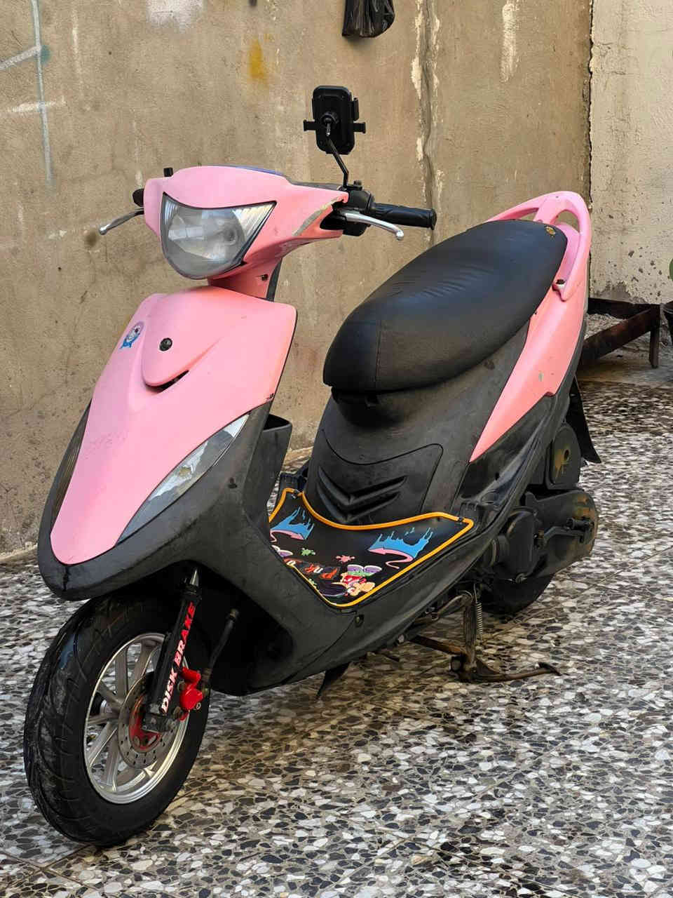 السلام عليكم دراجه ماكس عدله دراجه خير من الله كلهة كامله كهربائيات سلف دراجه كل نقص ما بيهة جيب فيتر وفحص بس طالنصتهة مو حلوه مكاني بغداد الشعب ***********
