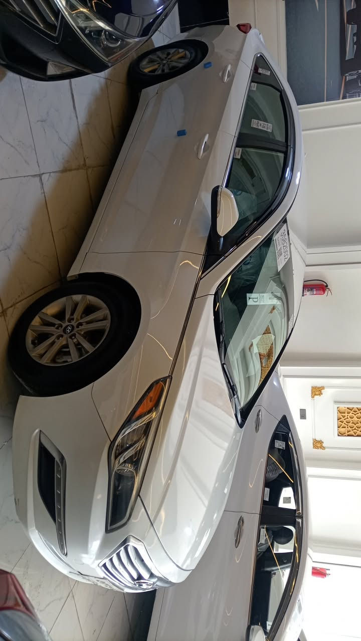 سوناتا 2015 صبغ ثلاث قطع شاصي لغد سليم السعر 115 سيارة جاهزة للاتصال *********** / ***********
