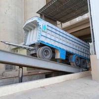 مقطورة لوري • مرسيدس • ٧٫٥م