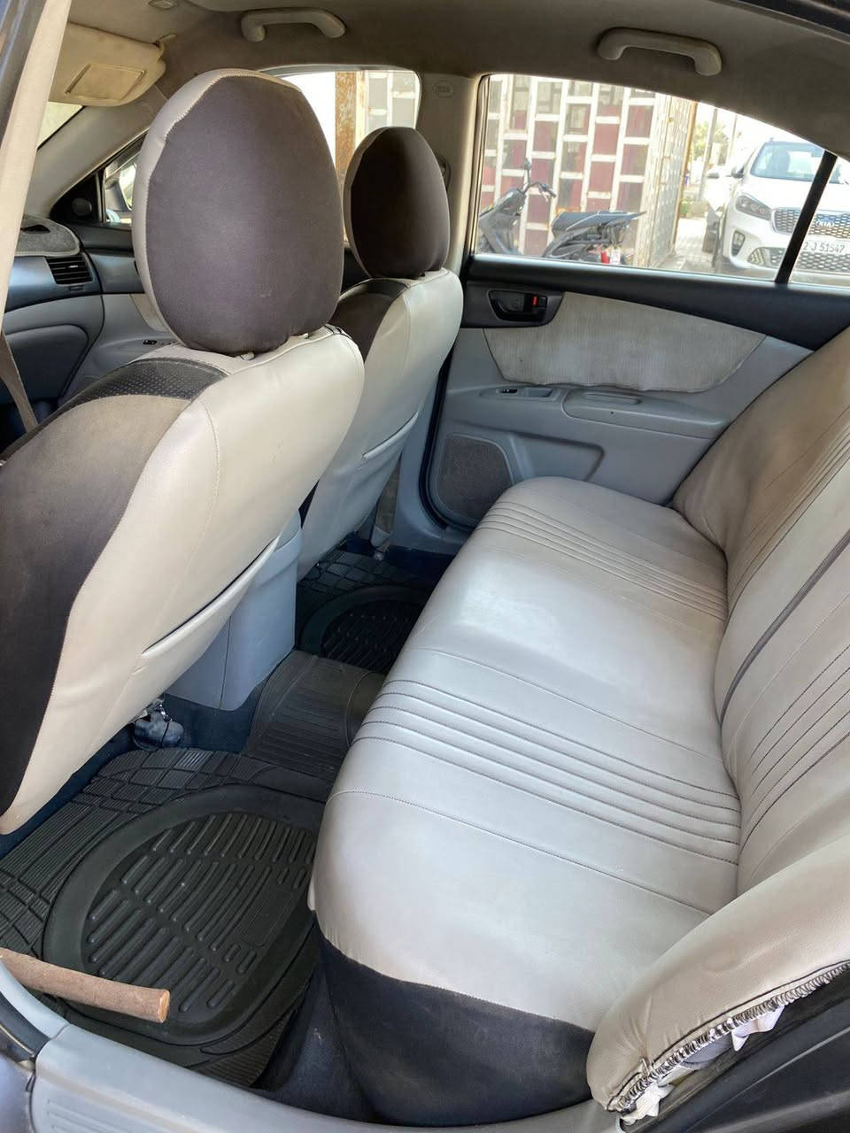 من رخصت الادمن
اوبتما ٢٠٠٨ وارد أمريكي مكينه ٢٧٠٠ كير ١٠٠٠ بيها قطعه جاملغ يسار مواصل للبطانه رقم بغداد شرط التحويل مكينه كير تبريد كهربائيات تايرات تخم جديد حداديه مشروط *********** السعر ٩٥ بيها مجال بسيط السياره ليبل واحد عدا الجاملغ
