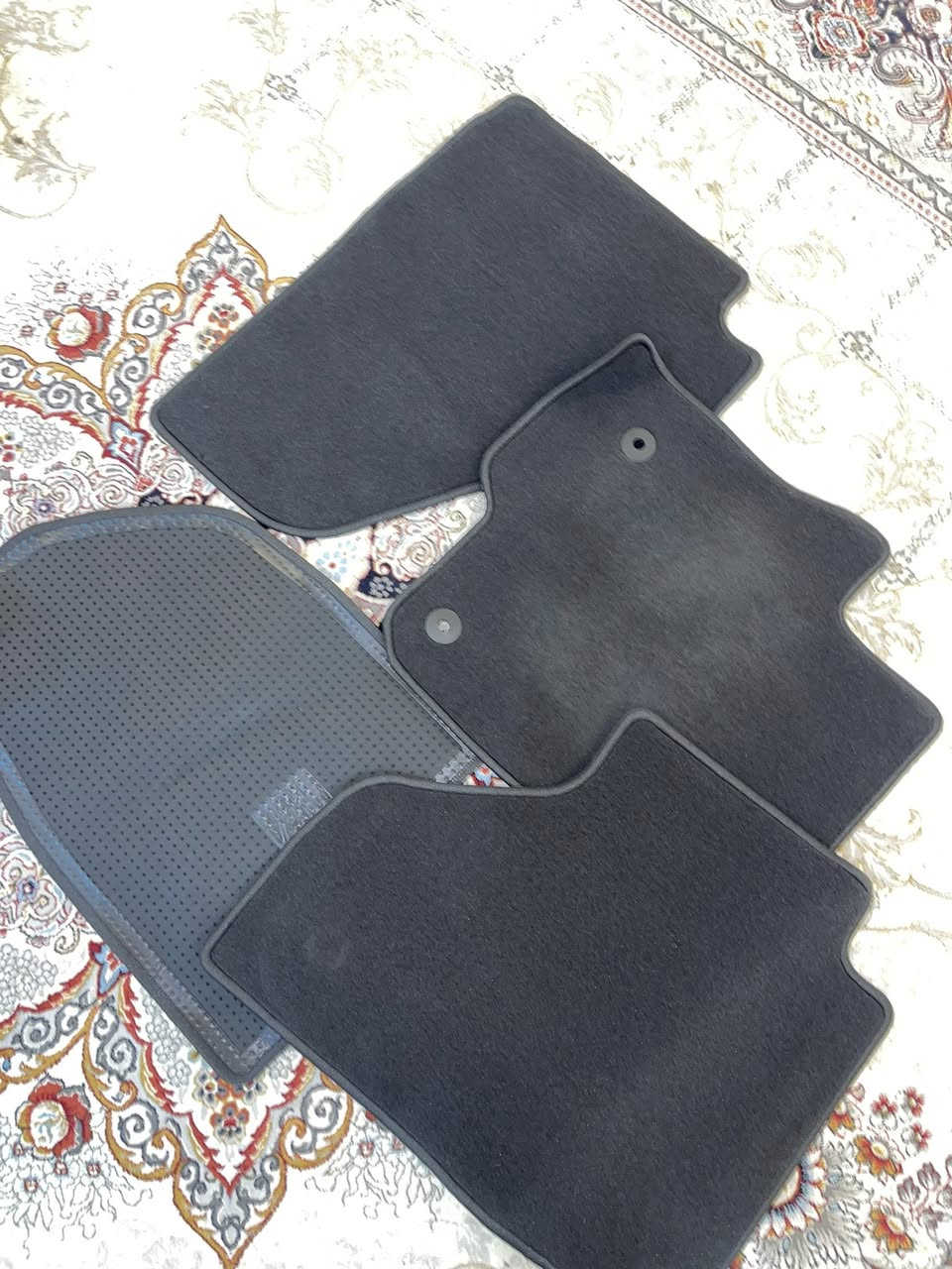 غراض تاهو للبيع غير مستخدم
سماعات زوج جديد 250

قاعدة رقم 35 الف 

ارضيات 4 قطع جدد 175

 العنوان كربلاء ***********
