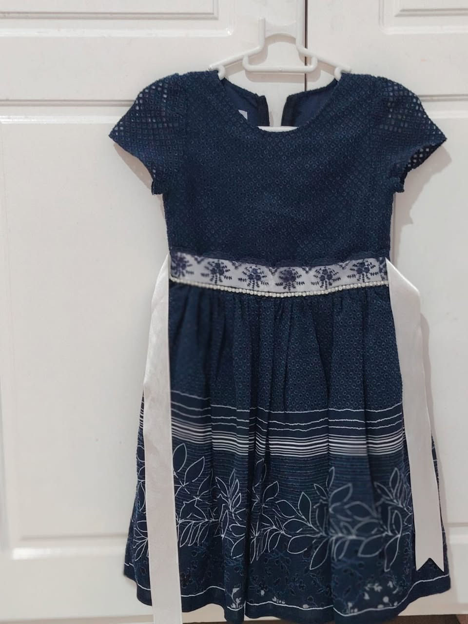 نظيفات وجدد اسعار مناسبه


**إذا كنت صاحب هذا الإعلان وتريد حذفه لأي سبب، رجاءا أرسل رسالة إلى الدعم الفني**