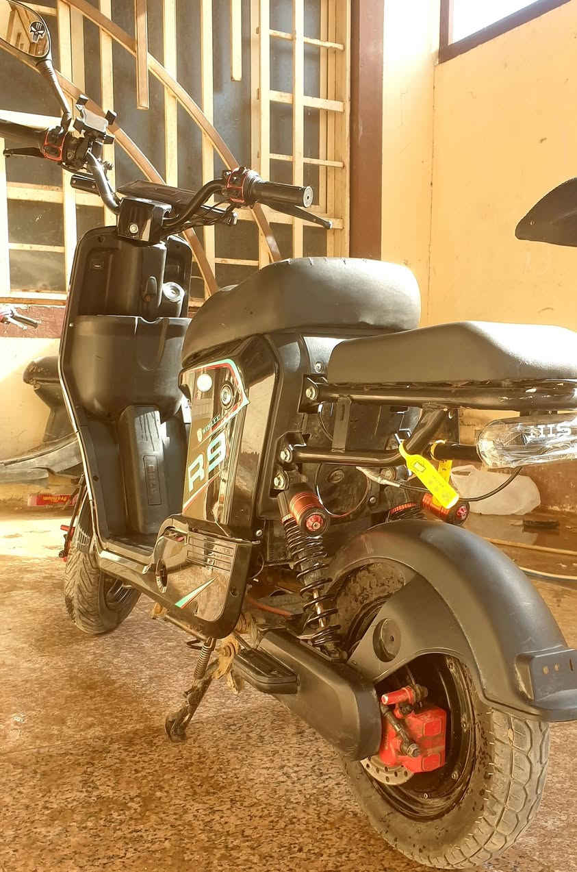 R9 للبيع
نضيف وكمل مكمل مابي اي عطل 
 بطارات فول و سرعة 99% 
وبيع مستعجل


**إذا كنت صاحب هذا الإعلان وتريد حذفه لأي سبب، رجاءا أرسل رسالة إلى الدعم الفني**