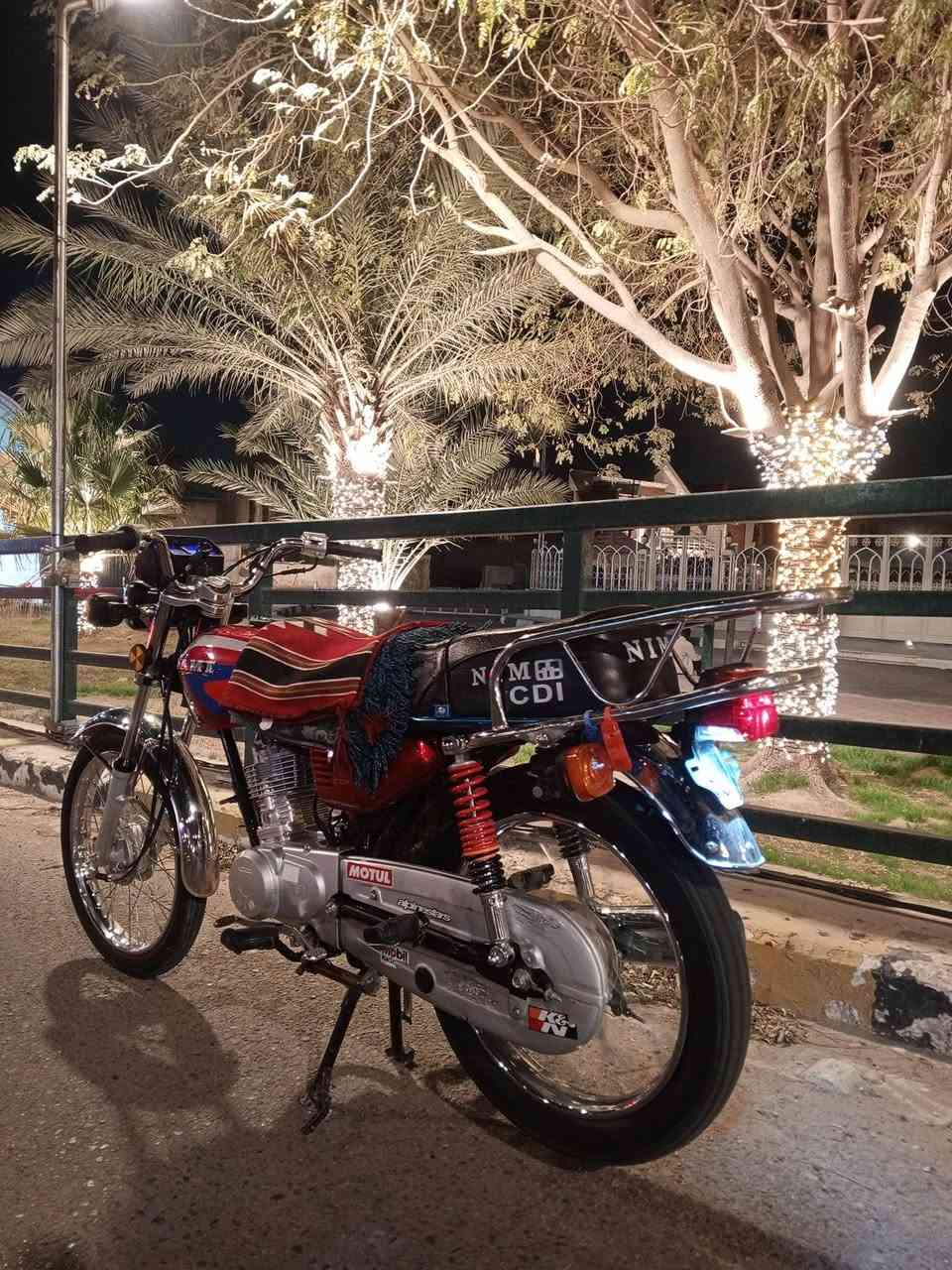 سلام عليكم دراجه للبيع
مكان نجف حي سلام سعر خاص 
اوراق سكنر رقم ***********
