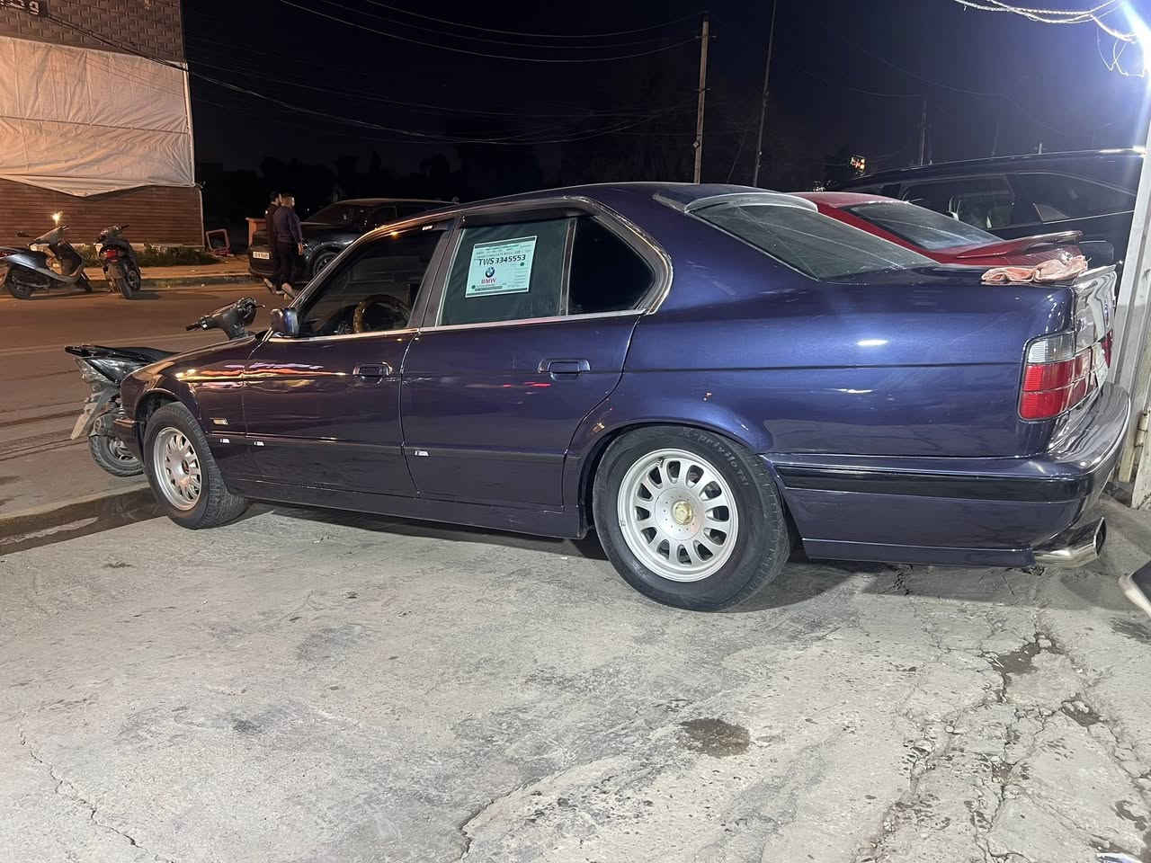 سلام عليكم للبيع بيئم جديد كامل مكمل فووول كلهه مابيهه  نقص برغي سياره جاهزه رقم بغداد تحويل مباشر موديل 91 غرفه جديده شادهه فوول كهرباء تنته تقفيل مركزي سياره مال جناي صدر خلفي امامي كله جديد كير مكينه كله جديد شرط اذا اكو اختلاف ابكلامي او المنشور لا تشتري شاشه كامره دمام صوت كلهه امحدثه M 
ترهم امراوس او انطي فرق عادي 
العنوان الاعظميه للاستفسار اتصل ***********
