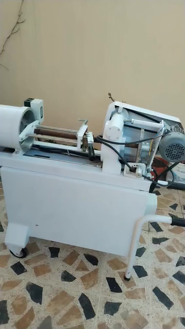 للبيع...ميكين... عوامه... وبلح..
السعر.. قطعتين.. ١٦ ورقه.. مكاني حي سومر ***********
