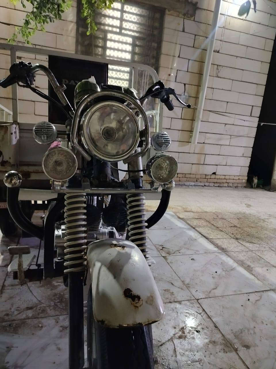 السلام عليكم ستوته للبيع موديل 19 اوراق اصولي محرك جديد ستوته بلاد مابيه صبغ كهربائيّات شغاله تايرات شركه جاهزه السعر مليون و 450 مكاني شطره هذه رقمي ***********
