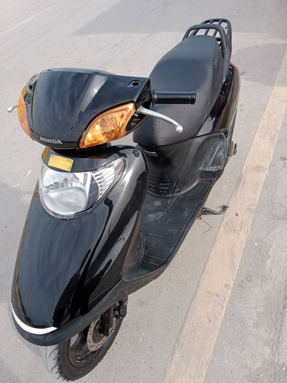 سبيسي ياباني للبيع دراجة جديدة مال رمبة صار 4 أيام من نازلة مكفوله كفرات اصلية خمس اختام كله اصلي كفالة عامة شراي الاتصال على الرقم: 
***********
