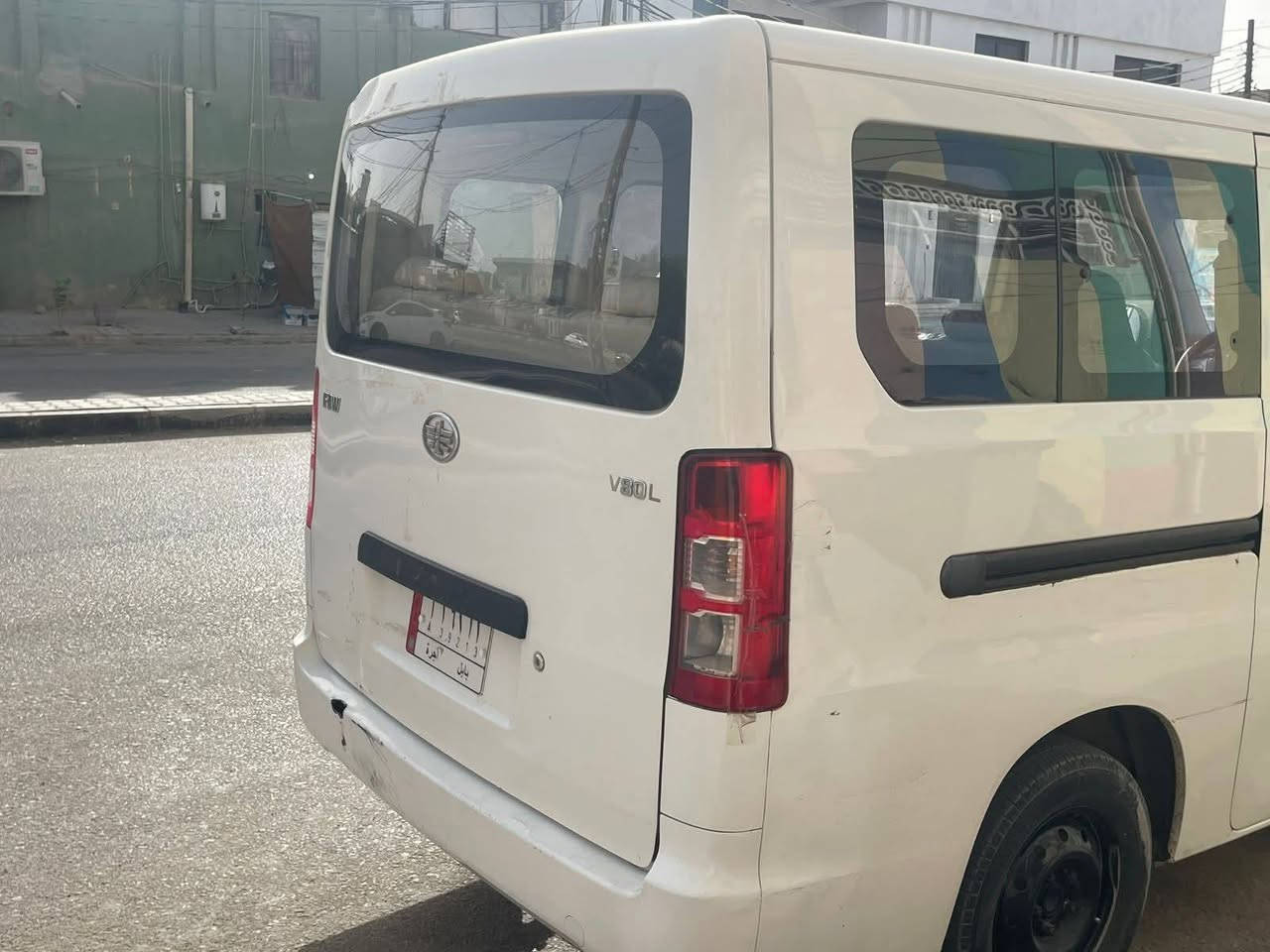 سلام عليكم فاو مديل ١٥ مكفوله كير ومكينه وحداديه وتبريد بيه فقط هاي الضربه الي بل بنيد السعر٥٢ وبيه مجال السياره مداور ثاني يوم المكان نجف الرقم***********
