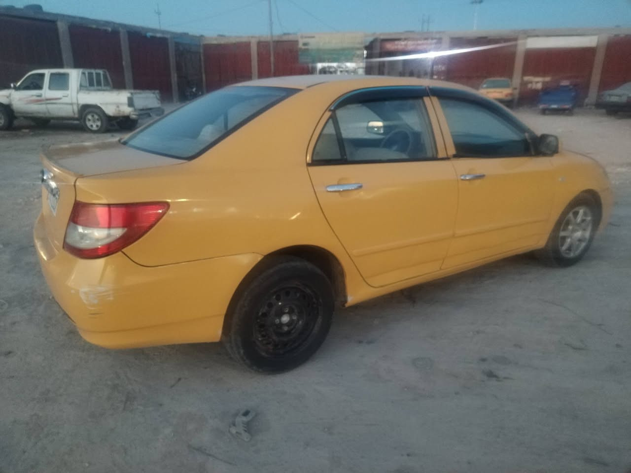 السلام عليكم
مكلف بالنشر بي واي دي موديل 2011 رقم قادسيه انكليزي تحويل مباشر مصفره هيئه وغرامات كير ومحرك مكفولات السيارة مصبوغه عام كير عادي سعرها 33 وبيها مجال باقي تفاصيل السيارة هذا رقم صاحبها
***********
