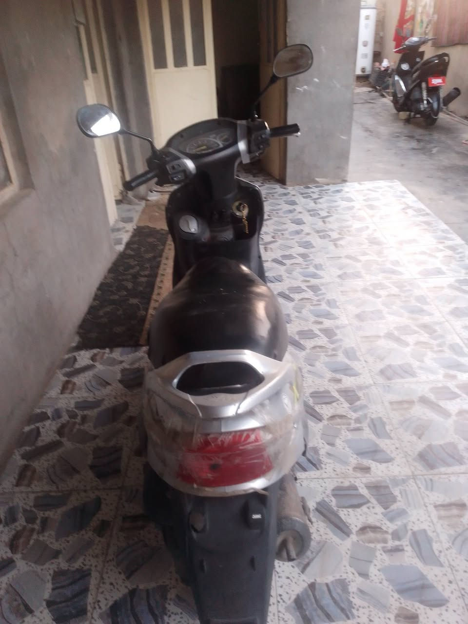 السلام عليكم موتور للبيع نظيف شاير كهربائيات السعر 275 ***********
