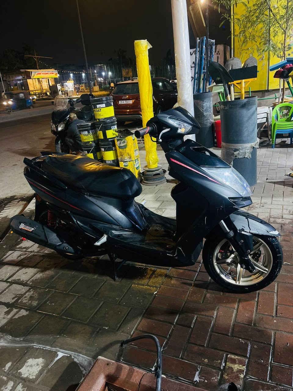 سلام عليكم دراجه سكنس ياباني الدراجة نضيفه مكفوله : السعر 16 ورقه : العنوان مدينة الصدر : الرقم ***********
