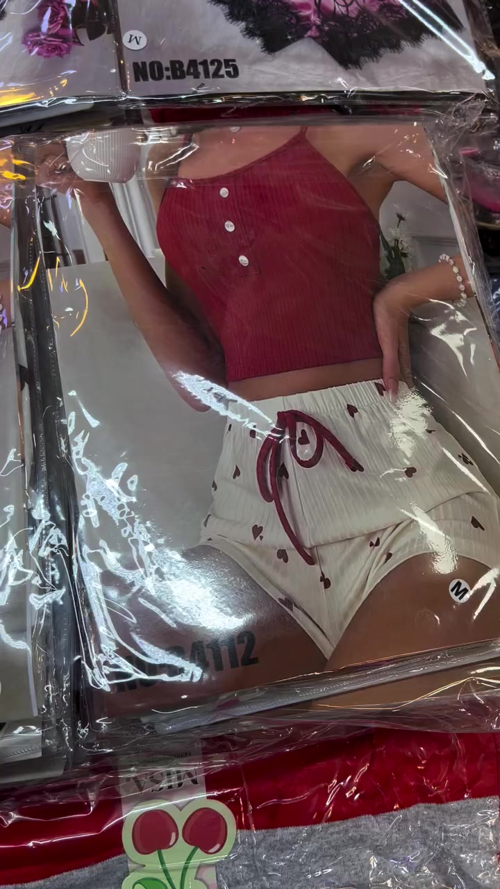 توفر لدينا كيمونه وشورت موديلات جديدة الخامه زبده ناعمه درجة أولى 
للطلب والحجز والاستفسار الاتصال على الأرقام التالية 
واتساب ***********/  ￼⁨0784 485 8672⁩
#محلات_البرزنجي_لتجارة_الملابس_الداخلية_النسائية
#الملابس_الداخلية
#سيتات_النوم
#جملة_الملابس_الداخلية_النسائية
