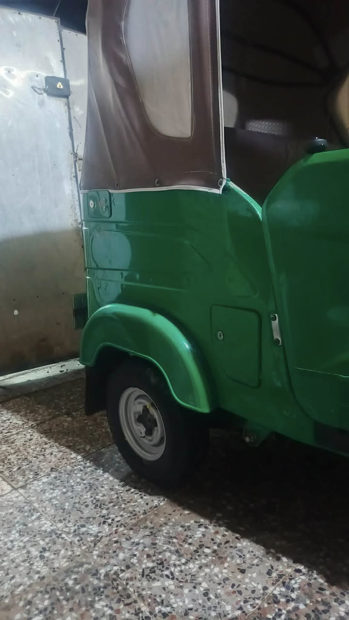 2022/12رقم وسنويه نكليزي بسمي كفاله  مكينه وكسر بس الدوس مصلحه
***********
