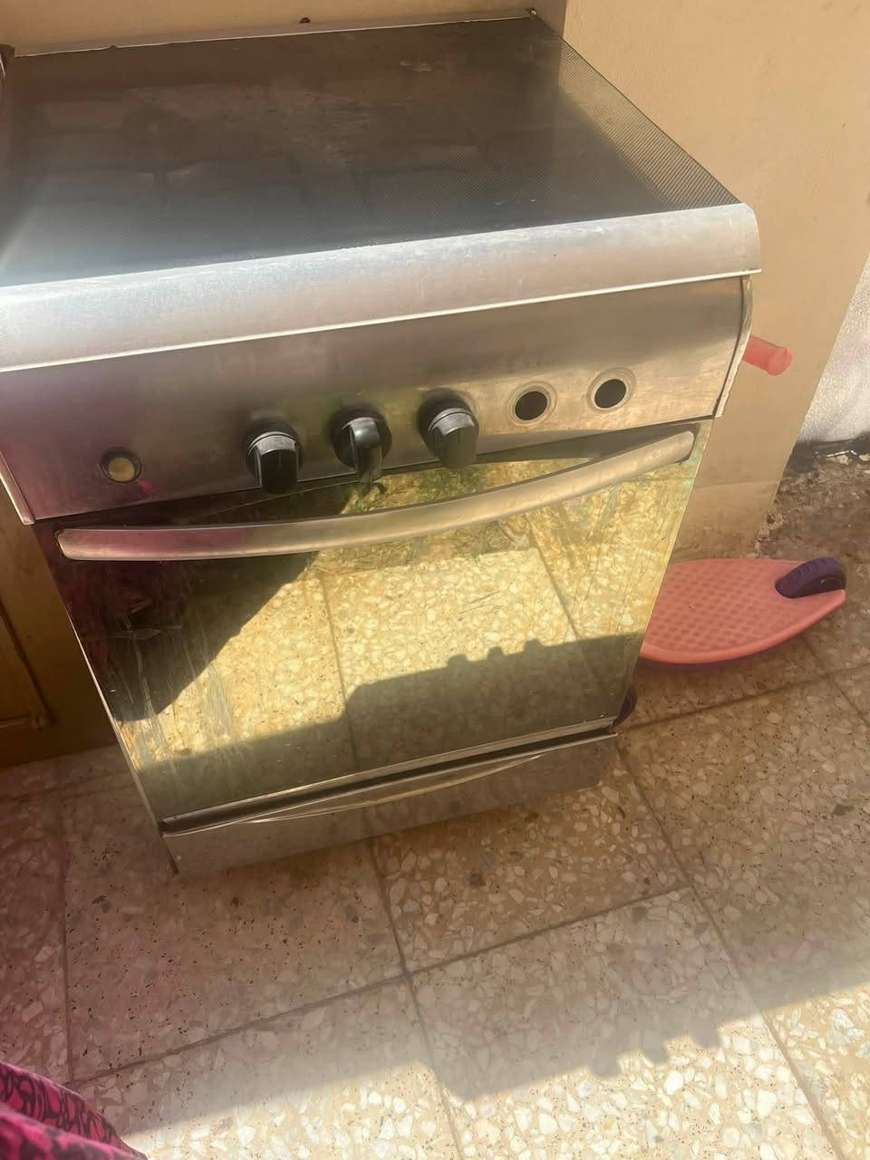 طباخ للبيع كلها شغال حت الفرن ماعدا العين الزغيره يرادلها تنضيف ب ٤٠


**إذا كنت صاحب هذا الإعلان وتريد حذفه لأي سبب، رجاءا أرسل رسالة إلى الدعم الفني**