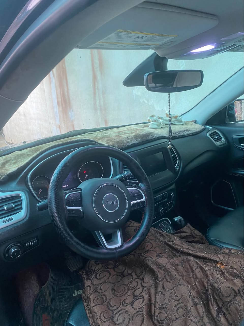 جێپ کۆمپاس ٢٠١٨ نمونە لە جوانی یەک دینار مەسرەفی تێدا نیە ماڵی دۆستە سەیارەکە ١ پارچەی بۆیاخە نوکە چەمەڵاخەکەی ٤ پەنجەی تەعدیلە ڕسمی دەعمەکەم دانەوە هەموو قەلبی بەشەرت گێڕ و مەکینە و کارەبایی هەموو بەشەرت سەیارەکە لە هەولێرە گۆڕینەوەش دەکەم لەسەر دڵ گرتن بۆزانیاری زیاتر پەیوەندی بکە
***********
جوابی نامە نادەمەوە وەتسئەپ و ڤایبەریشی لەسەرە ڕەقەم تەلەفونیشی لەسەرە رانية, السليمانية
