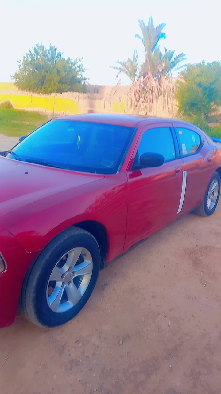 سيارة جارجر للبيع موديل ١٠ رقم بغداد مشروع وطني سيارة جاهزة من كل شي محرك جديد وكير شرط محتاجة صدر امامي فقط نص حال لكن يعوز فتح صدر السعر ١١٠ وبها مجال رقمي ***********
