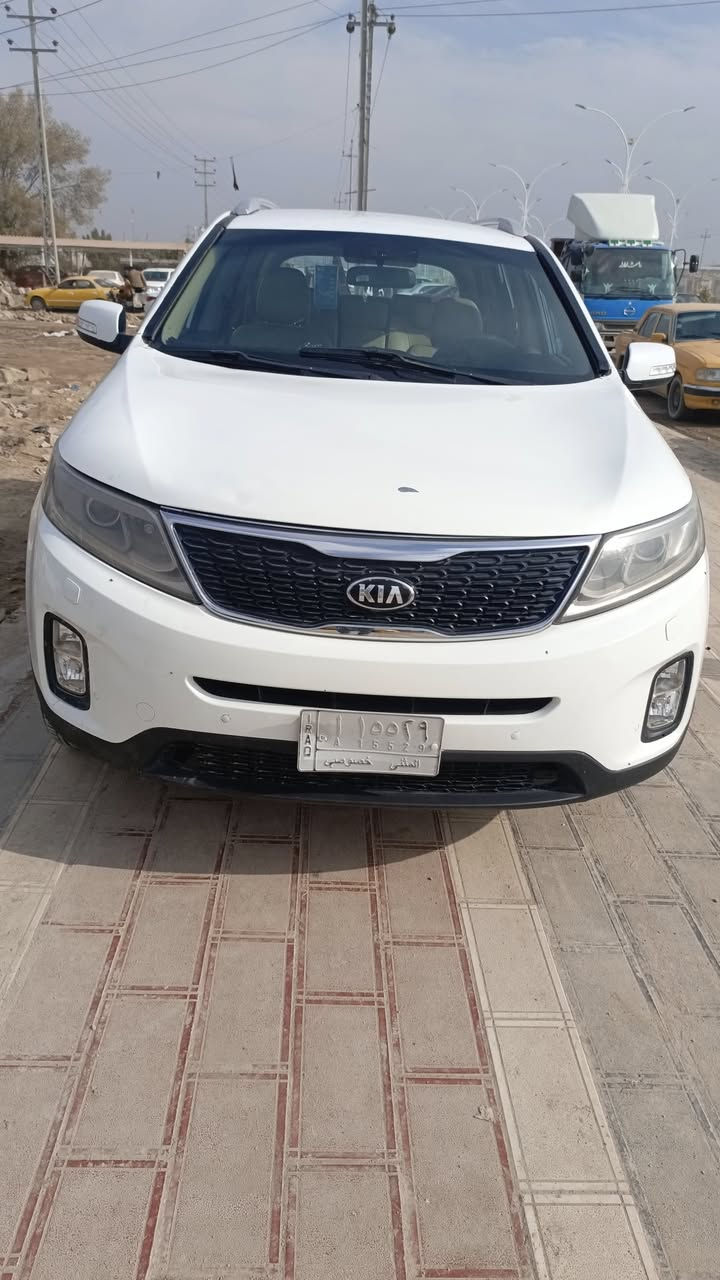 سورنتو 2015 خليجي 6 سلندر مكينه وكير شرط سياره نظيفه كهربائيات شغاله تحويل ثاني *********** ذي قار شطره مكان السياره
