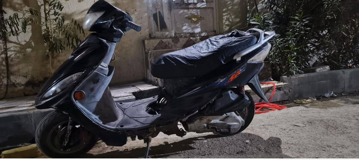 دراجه جي فور للبيع السعر 250
نكره سلف كهربائيات كلها شغاله المكينه ليوم فتحتها بعدها ع لسحك حته مامسحوكه
نضيفه وشوفت عينك مستعجل ع بيعتها لشراي: هاذ رقم صاحبها ***********
