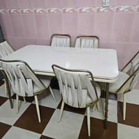 للبيع • طقم سفرة