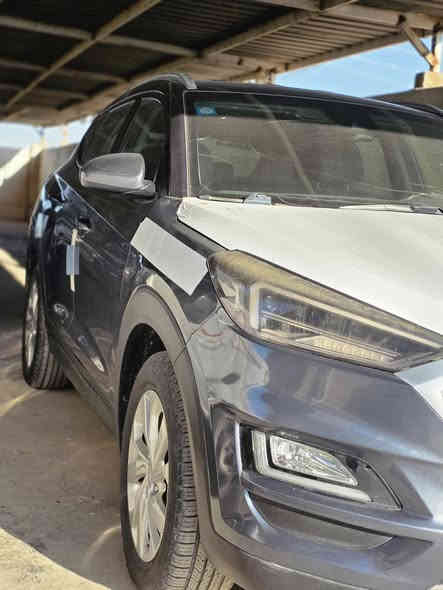 توسان 2019امريكي
حادثها تبديل بنيد وتصليح جاملغ عكس السايق وبارد بل جنطه سياره فول ماعده فتحه نضيفه ومحركها خير من الله وبدون دواخل مكان السياره بغداد سعرها 155مبيها مجال 
***********
