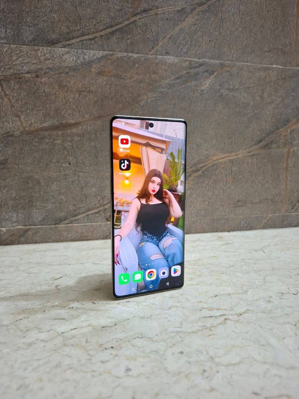 السلام عليكم انفنكس نوت 40 برو
للبيع موبايل انفنكس نوت 40 برو مكفول شرط الفحص ! 
الذاكرة 256 دبل شريحة بصمة اصبع بشاشة بدون ملحقات 
 السعر 235 الف قفلة نهايته بغداد الجديدة متوفر توصيل


**إذا كنت صاحب هذا الإعلان وتريد حذفه لأي سبب، رجاءا أرسل رسالة إلى الدعم الفني**