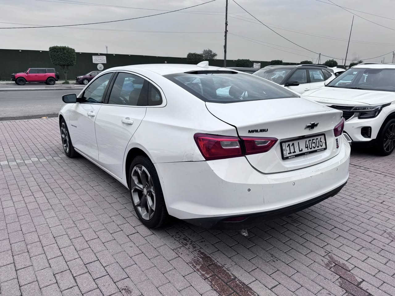 سلام عليكم ماليبو  مديل 2024 مكفوله من صبغ حادثه فقط دعاميه خلفيه بدون يرباك  مرقمه بغداد بسمي تحويل مباشر  السعر 120 $$. مكان السياره بغداد ***********
