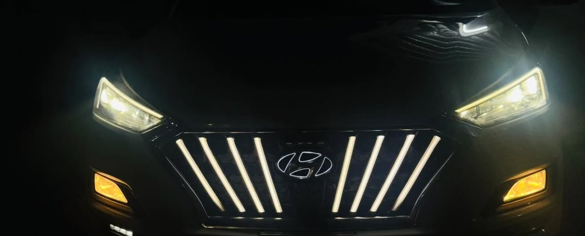 السلام عليكم من رخصه الادمن توسان موديل 2020 خليجي رقم بابل إنكليزي تحويل مباشر فول مواصفات عده البنيراما   المواصفات بصمه تشغيل وبصمه أبواب شاشه كبيره كأمره أماميه خلفيه داخل صاج شاحن واير ليس تحكم مقود جهتين كشن جلد بقلاوه + كشنات كهرباء تبريد امامي خلفي حساس  اشاير بالمري  نضام ترحيب عند الاقتراب خمس عدسات إشاره لكزز وشباك لكزز  مكينه 2000 دوش وباقي المواصفات معروفه ❗️❗️السياره مكفوله من الصبغ والتبديل حته الدعاميات كفاله من صبغ 

السعر 205 وبيها مجال 
للاستفسار ***********
