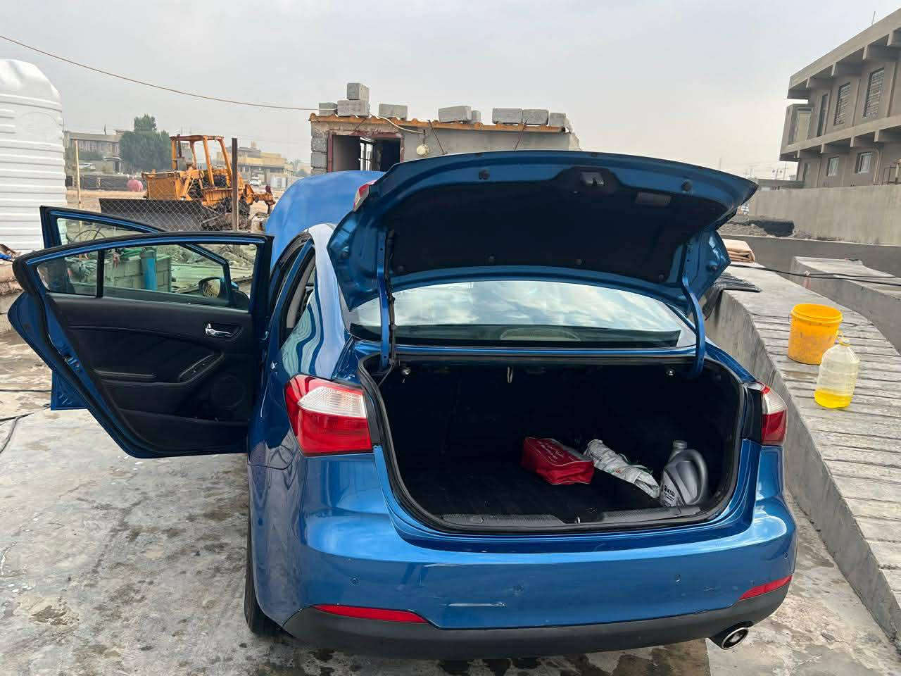 سلام عليكم اللبيع فورتي 2014سونار مرفق امريكي سياره محرك كير كفاله مكينه 2000السعر 100وبيها مجال مكاني بغداد فول موصفات سياره ***********
