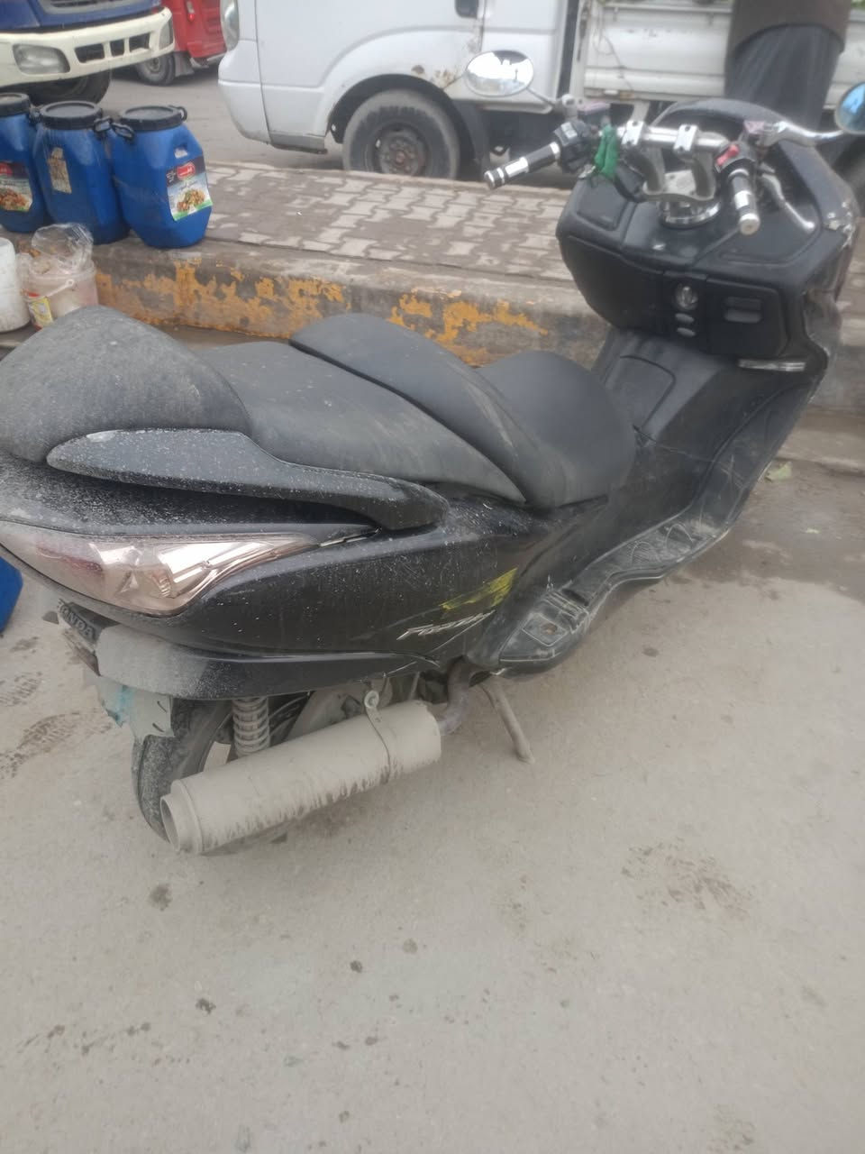 السلام عليكم دراجة فورزا 09 دراجة نظيفة خير من الله الدراجة نكرة سلف بكل وقت لا تنقيص ولا تبخير العنوان مدينة الصدر الرقم ***********
