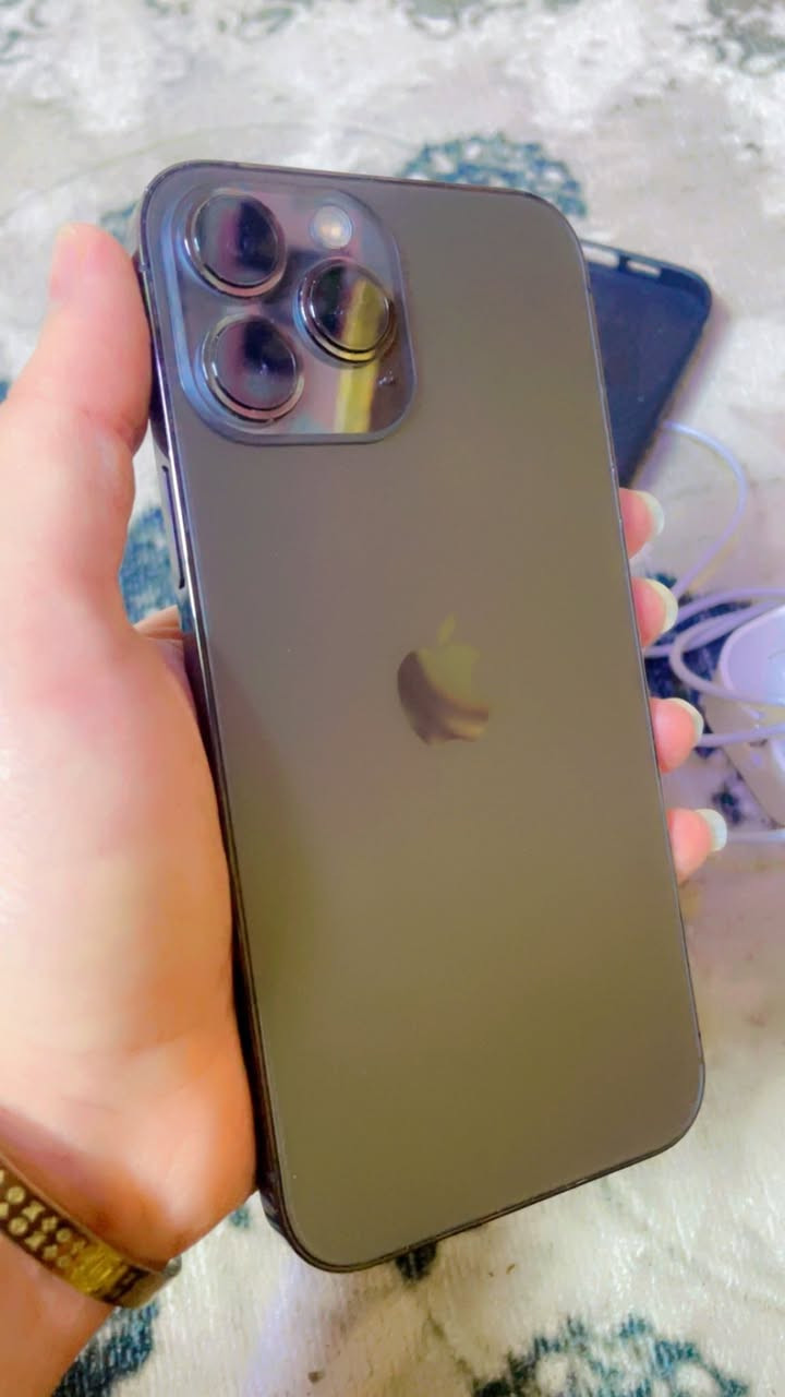 13برو ماكس مبدل شاشه ذاكره 256بطاريه 86فيس  ايدي شغال ***********سعر 525
