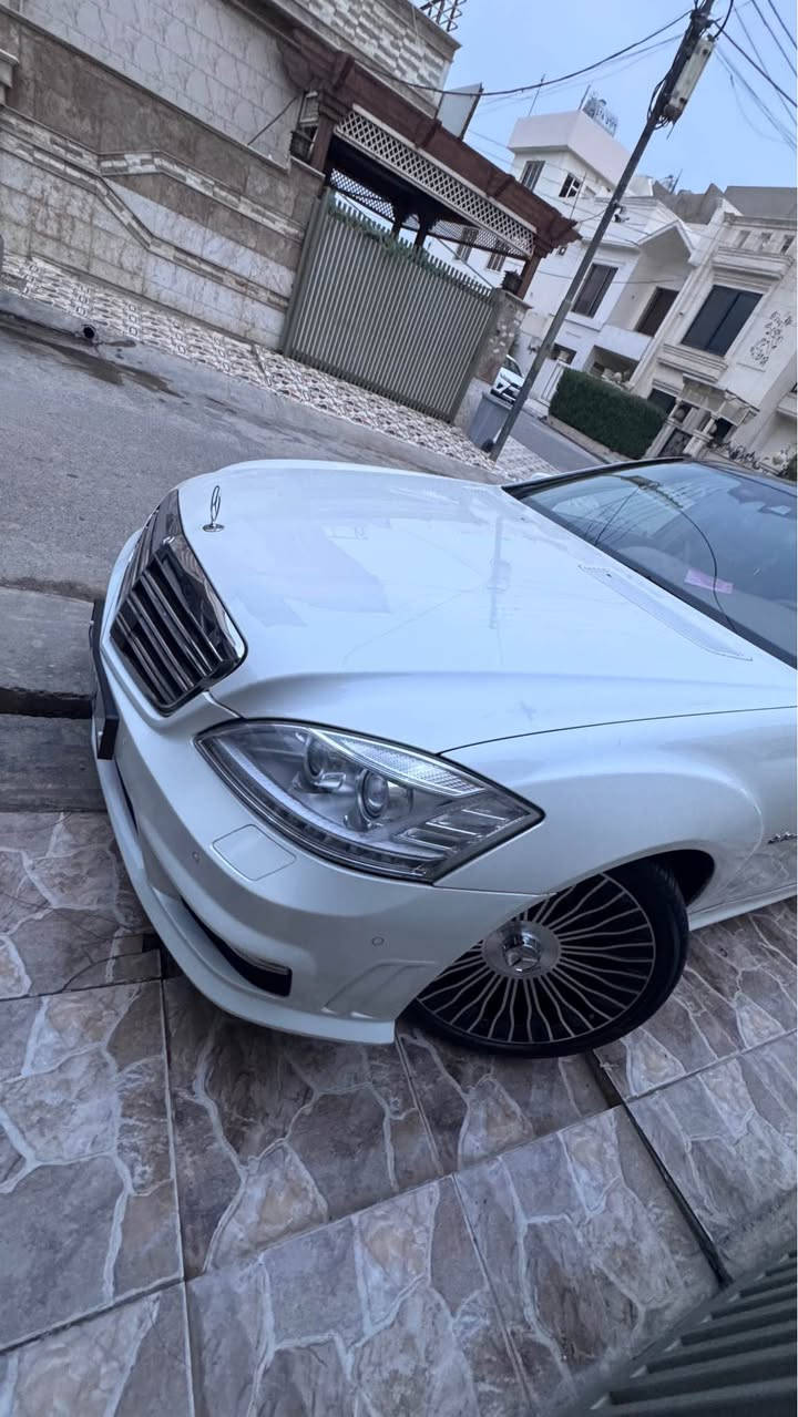 فرۆشتنی خێڕا 
مێرسیدز بێنز ئێس کلاس بیلاد ٦٣ ئای ئێم جی 
سەیارەکە دوبەیە ساخە و پێش و پشتی کەپسە  هەمو شتی مەزبووتە  مواسەفات VIP فول *********** أربيل, العراق
