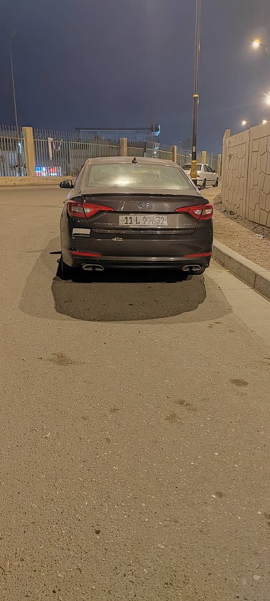 السلام عليكم سياره سوناته 2017 فول مواصفات وارد امريكي الحادث بابين وجاملغ السعر ب 100 موبايل ***********
