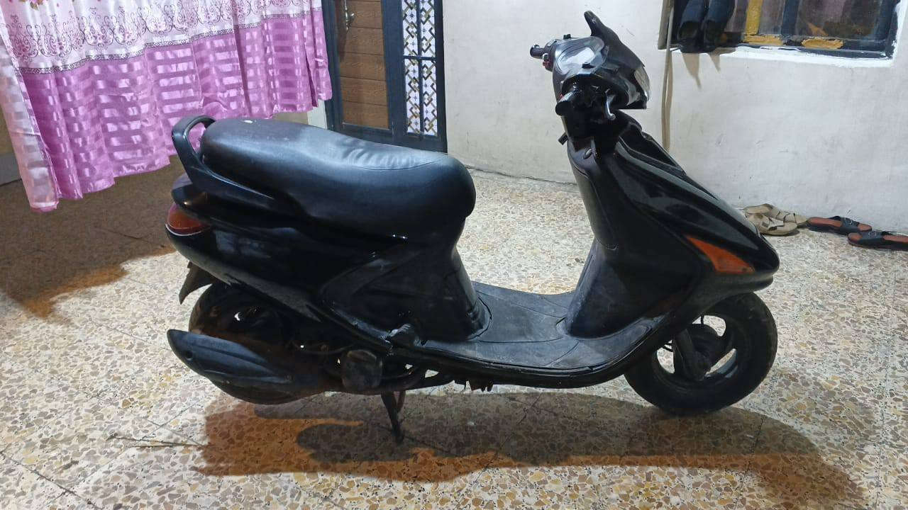 سلام عليكم شباب  فراشه فحل دراجه نضيفه  وبلاديه ما مفتوحه  وبل حقيقه احلا من الصور دراجه ما متعوبه ابد  عنواني البصره الجزيره  *********** وسعرها  700 وبيهه مجال للشراي
