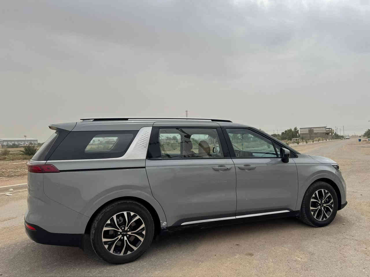 السلام عليكم كيا كرنفال
موديل ٢٢ ستة سلندر ٣٥٠٠
لون اسمنتي مميز
عندي وكاله وتتحول ثاني يوم
لايت زنون بلادي
حديد مسار
فياده اليه
تبريد ٣ قطع
حساس خلفي
رادار امامي
باب غير كهربائي
بعد هواي موصفات بيها السياره تجي وتشوف
وارد خليجي
مابيه حادث فقط خدوش بابين وجاملغ لخلفي مصبوغات مثل ماموضح بلسونار
سعر 263$ وبيها مجال حك الجيه
***********
مكاني البصره القرنه
