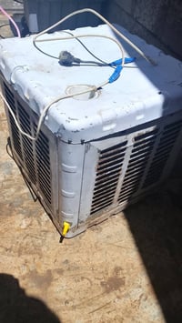 مبردە للبیع شرط شغال سعر 50الف     07515175283