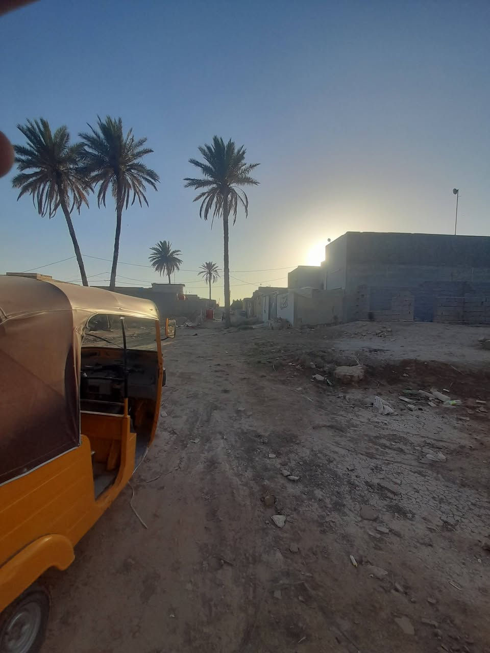 قطعة للبيع مساحة ١٥٠ م طابو زراعي تحويل مباشر 
واجهة ٧.٥م 
الموقع / زراعي الجمعية خلف ملعب بيت نصيف 
*********** 
للأستفسار اكثر مراجعة مكتب الورد للعقار قرب فلكة الساعة مجاور مكتب الجزيرة مقابيل مطعم طن ملح
