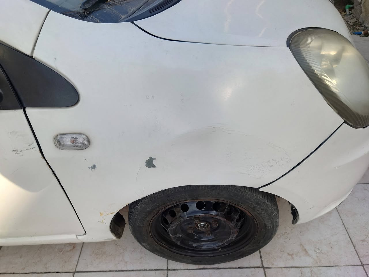 السلام عليكم ورحمة الله
باندا بغداد انكليزي باسمي 2013

مكينه جيد جدا 

طير جيد جداً 

تبريد شغال

كهربائيات شغاله 

تم تبديل بور ستيرن مشط استيرن زوج تايرات امامي بطاريه جديده مبيها اي نقص 

مكاني بغداد حي الخظراء 

السعر 55ورقه 

***********2
