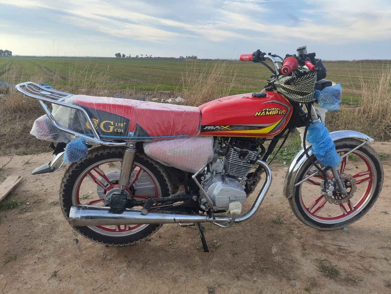 السلام عليكم نامي برو للبيع او للمراوس حسب القناعه اوراق موديل 21 سلف وكهربايت كله شقاله وشرط شلعه ومعدل سعر 550 وبيه مجال حك الجيه شراي اتصل ‏‪***********‬‏ او تعال خاص. رجان مو شراي لا تعبني
