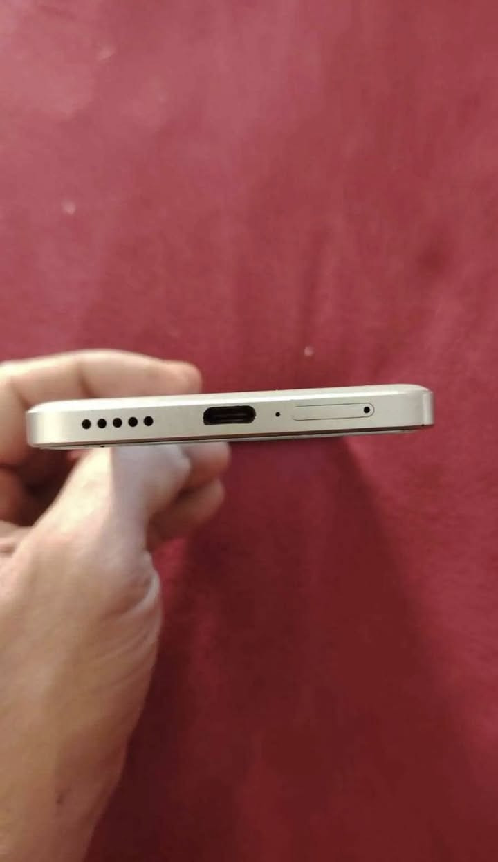 . جهاز بوكوX6برو 5G ذاكره 256
ببجي 120 فريم جهاز نضيف وكامل سعره 330 الف

ميعجبك السعر لتحجي ولتعلق ....مراوس عادي


**إذا كنت صاحب هذا الإعلان وتريد حذفه لأي سبب، رجاءا أرسل رسالة إلى الدعم الفني**