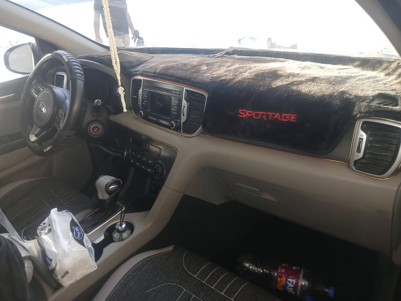 السلام عليكم كيا سبورتج وراد امريكي الضرر قطعة وحدة البنيد موديل ٢٠١٧ السعر ١٤٠ ورقة وبيها مجال العنوان ديالى بعقوبة الإتصال على الرقم ***********
