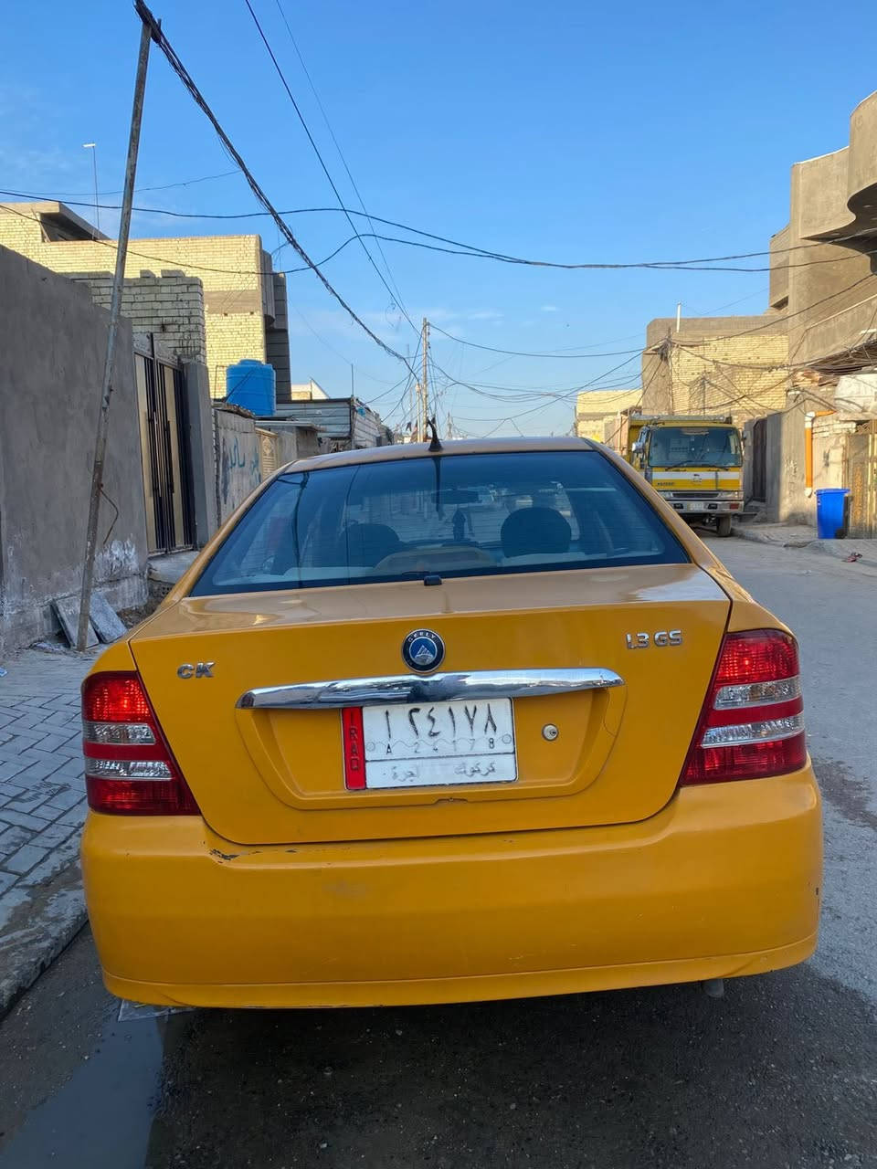 سلام عليكم سيارة جيلي سيكي موديل 2012جاهزة سيارة رقم كركوك كهربائيات شغالة تحكم مري سيارة خير من اللة 
عدسة زنون سعرهة 32وبيهة مجال عنوان سيارة بغداد بلديات 
تحويل ثاني يوم ***********
