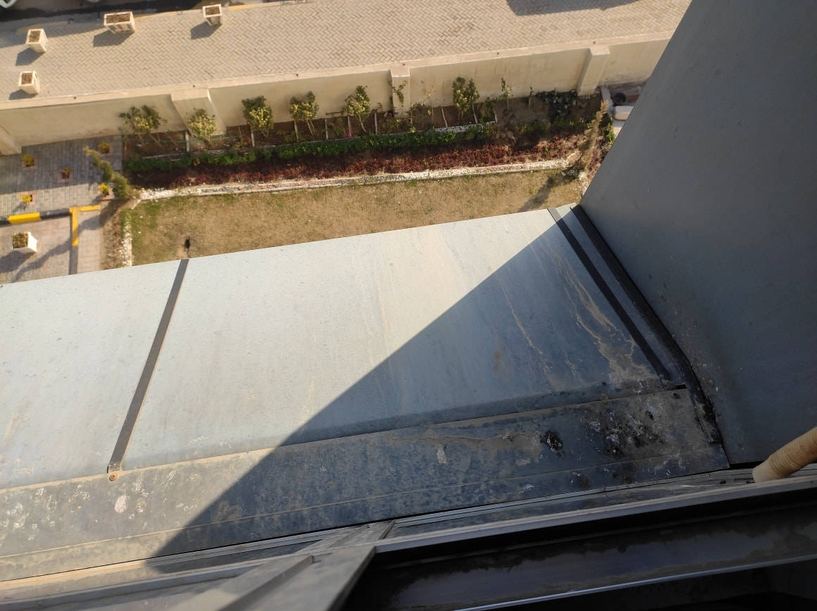 دار ٢٣٥ م ركن للبيع في مجمع بوابة الكاظمية في موقع مميز يحتوي على اربع غرف نوم وخمس حمامات بسعر مناسب
***********
